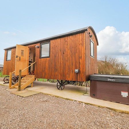Hillcrest Shepherds Hut Preston  Zewnętrze zdjęcie