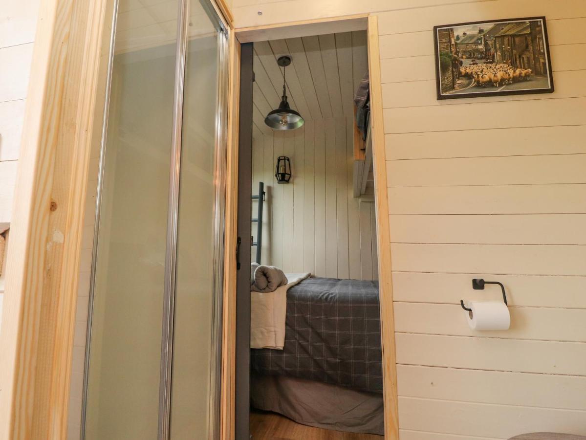 Hillcrest Shepherds Hut Preston  Zewnętrze zdjęcie