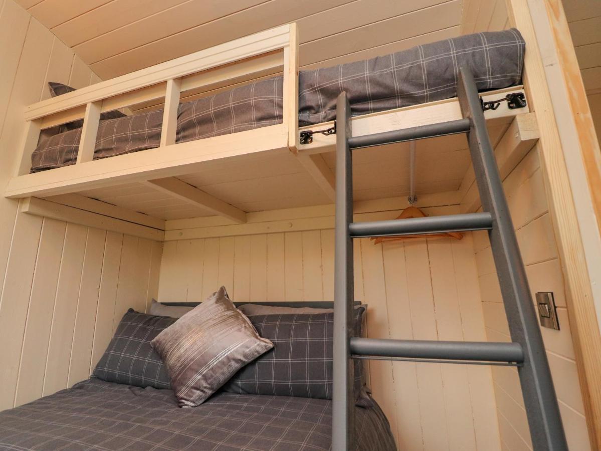 Hillcrest Shepherds Hut Preston  Zewnętrze zdjęcie