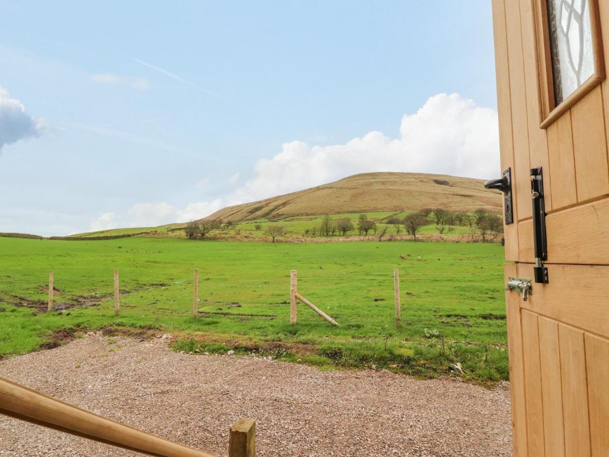 Hillcrest Shepherds Hut Preston  Zewnętrze zdjęcie
